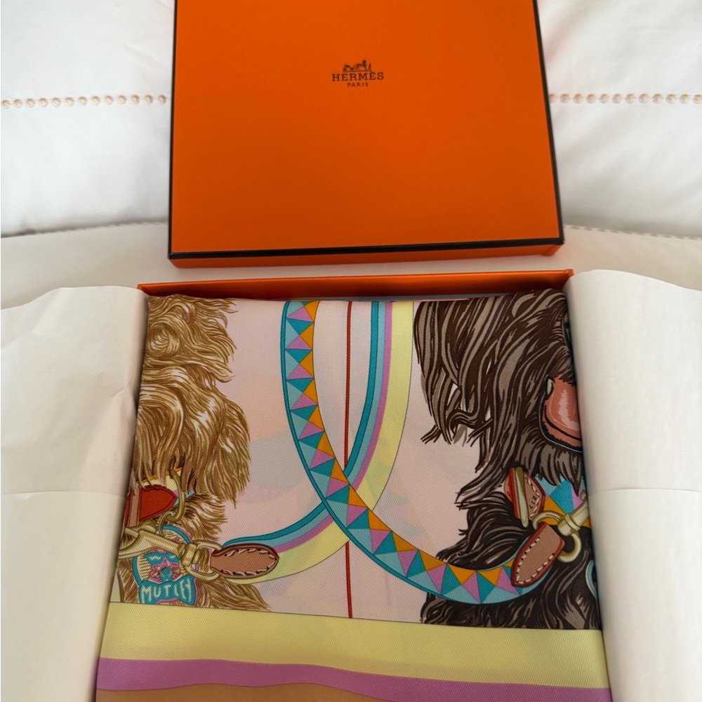 Hermes Jour de Casting scarf 70 - Picture 10 of 11